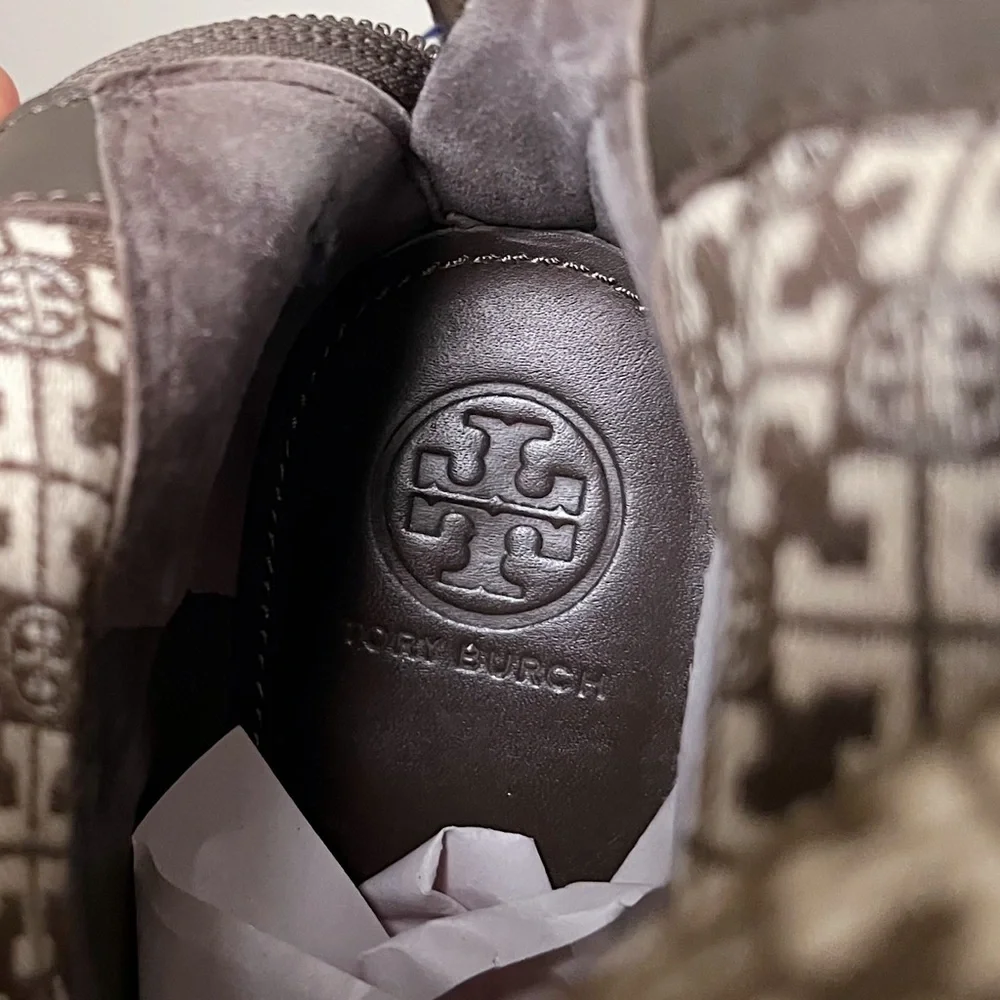 Tory Burch • Simone Over-the-Knee Boots leather Weathered Brown taupe grey